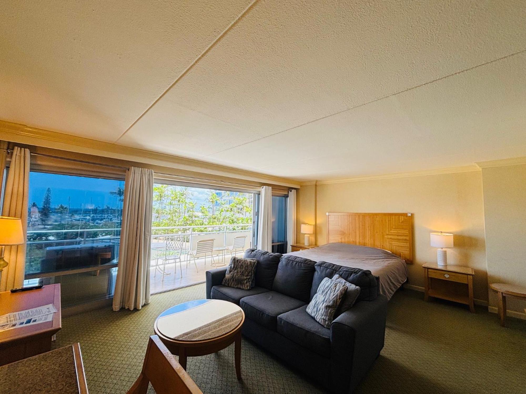 Ilikai Apt 308 - Spacious Studio With Stunning Ocean & Harbor Views Honolulu Eksteriør billede